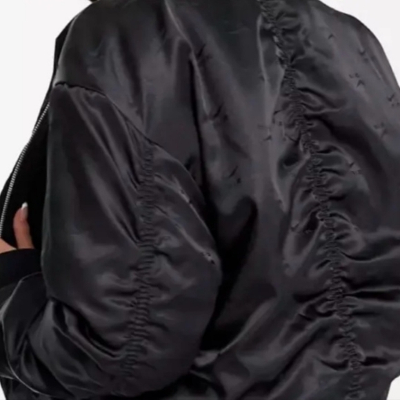 Nike Women’s Black Bomber Shine Satin Jacket Air Logo Full Zip R$140 Size XXL - Picture 4 of 5